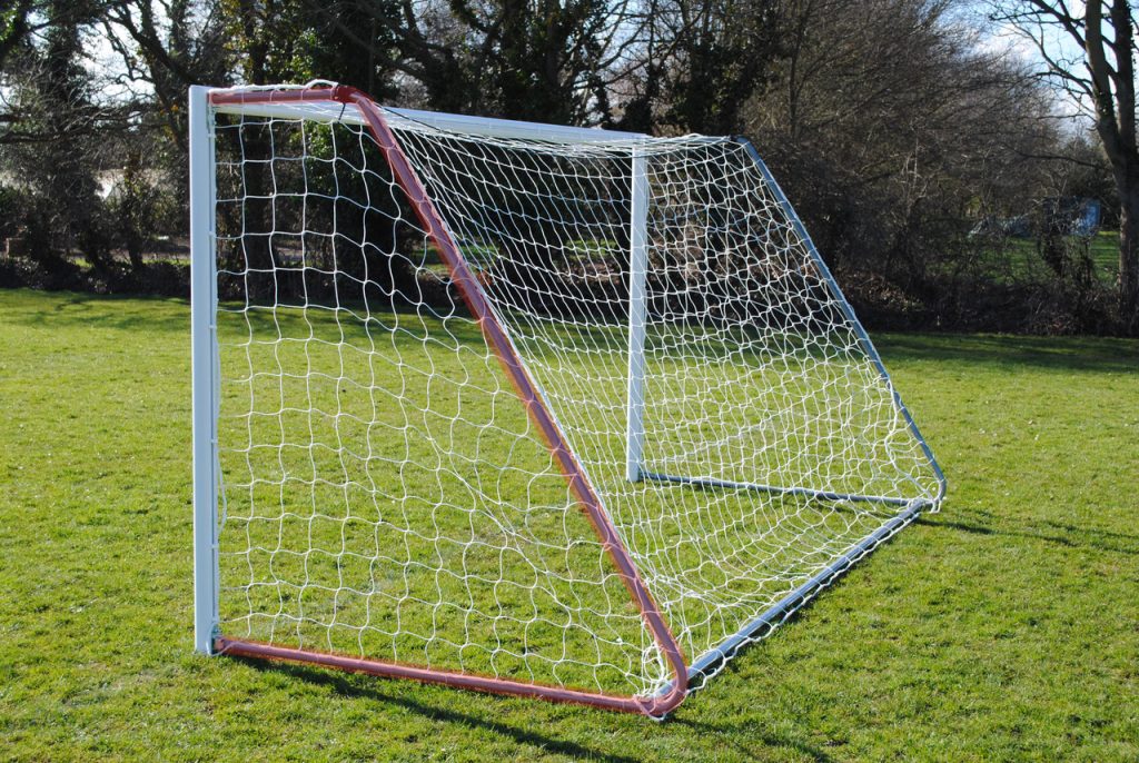 Net Supports for Folding Goal