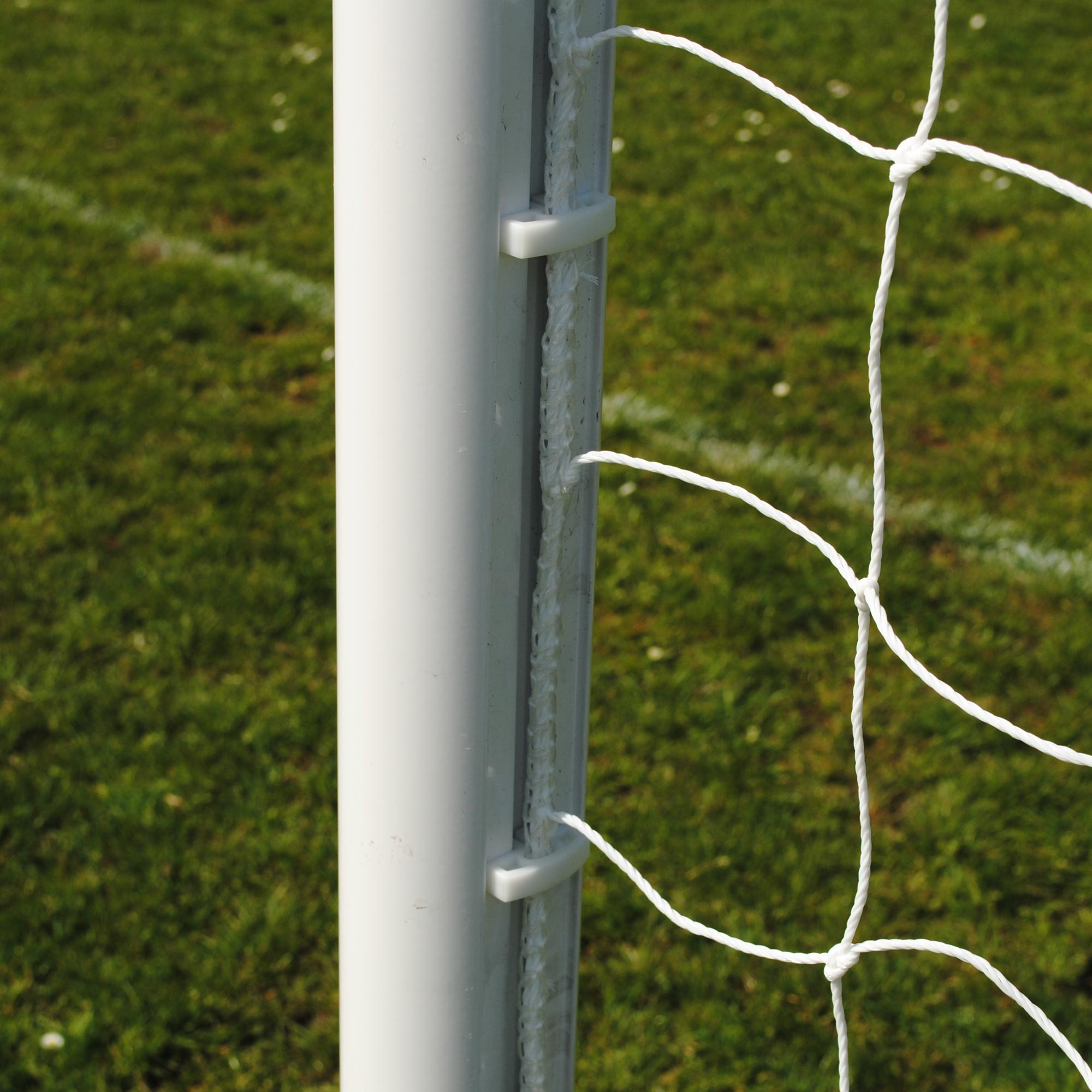 10mm Enclosed Net Hooks - Pack of 100