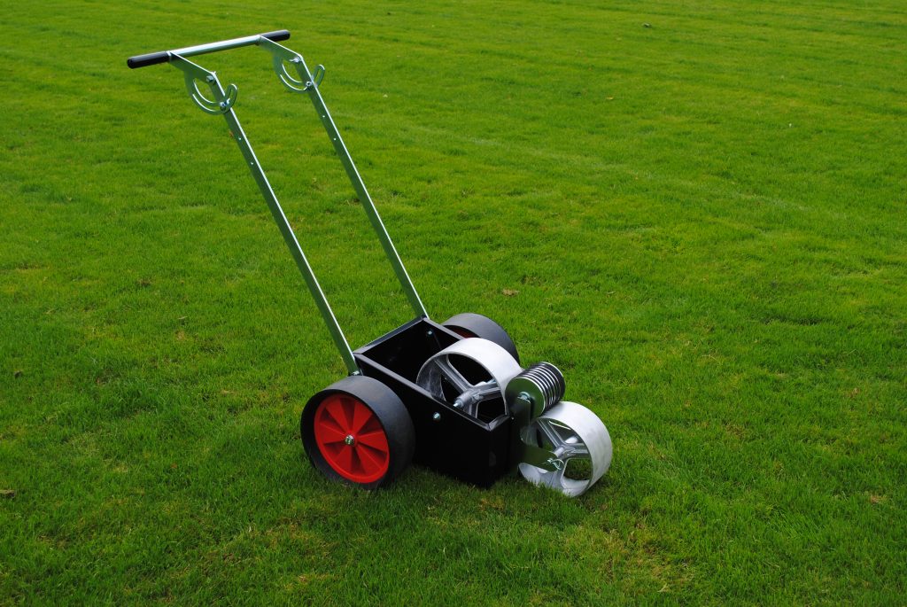 13.5 Litre Linesman Line Marker with Standard Tyres